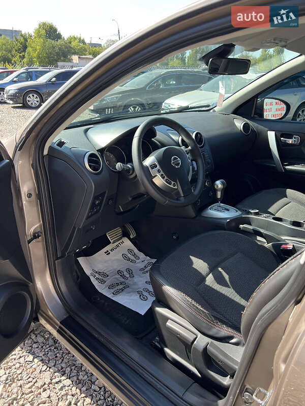 Внедорожник / Кроссовер Nissan Qashqai 2009 в Черкассах