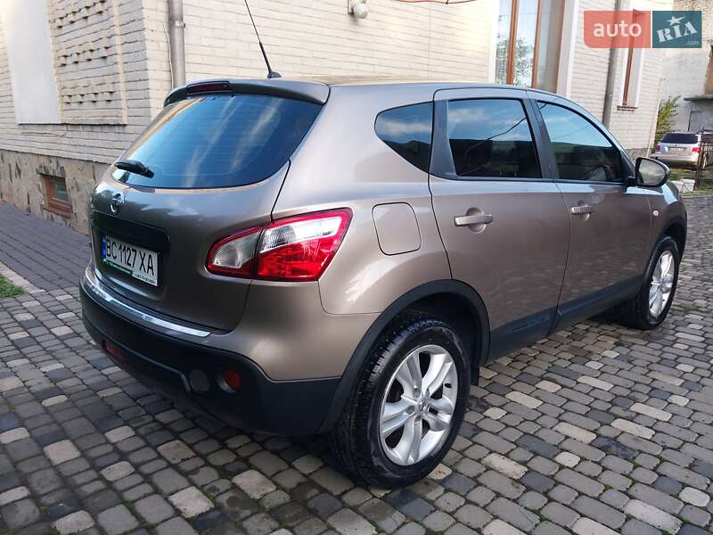 Внедорожник / Кроссовер Nissan Qashqai 2012 в Ходорове
