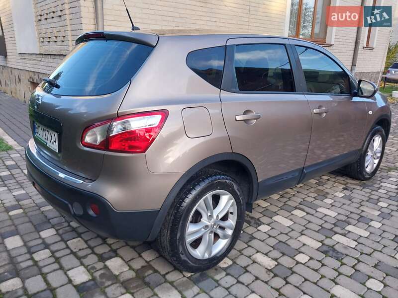 Внедорожник / Кроссовер Nissan Qashqai 2012 в Ходорове