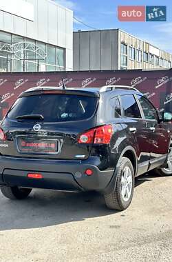 Внедорожник / Кроссовер Nissan Qashqai 2009 в 