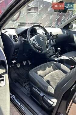 Внедорожник / Кроссовер Nissan Qashqai 2009 в 