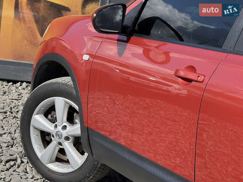Позашляховик / Кросовер Nissan Qashqai 2008 в Стрию