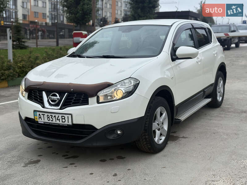 Внедорожник / Кроссовер Nissan Qashqai 2013 в Ивано-Франковске