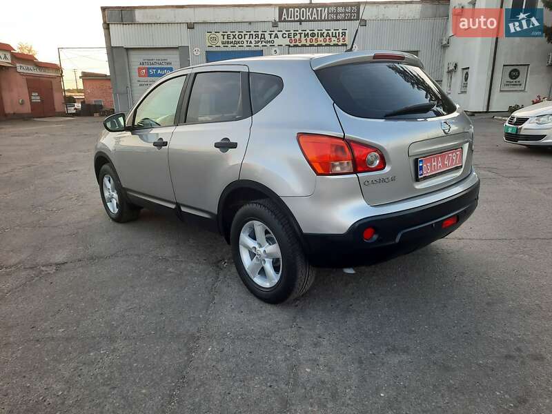 Внедорожник / Кроссовер Nissan Qashqai 2009 в Полтаве