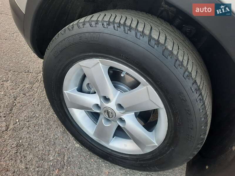 Внедорожник / Кроссовер Nissan Qashqai 2009 в Полтаве