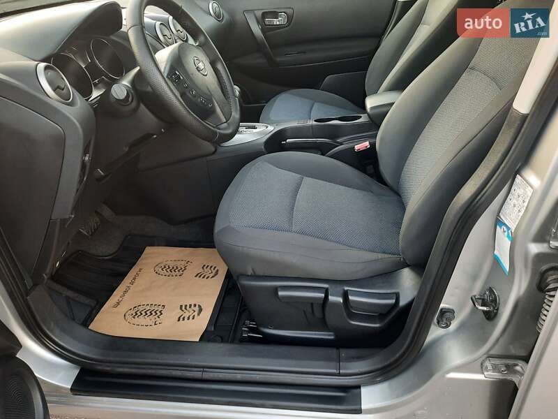 Внедорожник / Кроссовер Nissan Qashqai 2009 в Полтаве