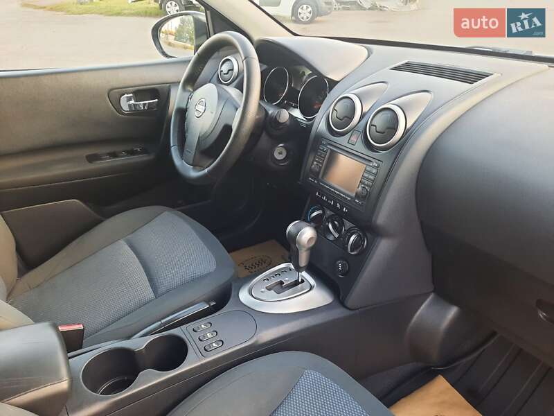 Внедорожник / Кроссовер Nissan Qashqai 2009 в Полтаве