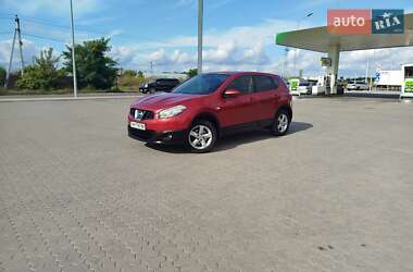 Позашляховик / Кросовер Nissan Qashqai 2013 в Києві
