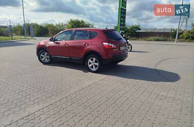 Внедорожник / Кроссовер Nissan Qashqai 2013 в 