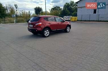 Внедорожник / Кроссовер Nissan Qashqai 2013 в 