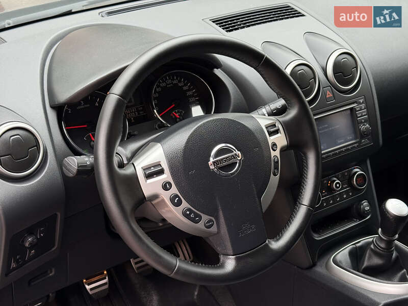 Внедорожник / Кроссовер Nissan Qashqai 2011 в Стрые