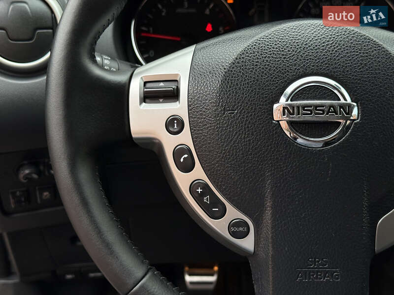 Внедорожник / Кроссовер Nissan Qashqai 2011 в Стрые