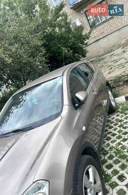 Внедорожник / Кроссовер Nissan Qashqai 2007 в 