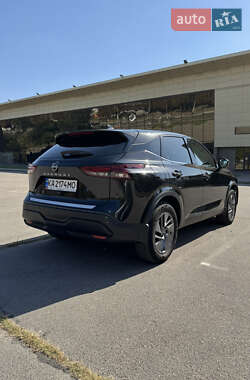 Внедорожник / Кроссовер Nissan Qashqai 2022 в 