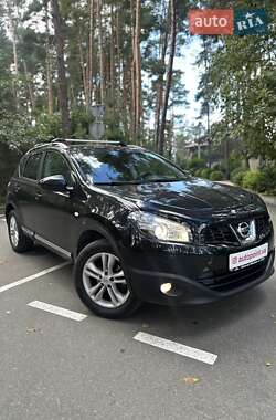 Внедорожник / Кроссовер Nissan Qashqai 2011 в 
