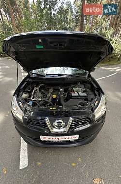 Внедорожник / Кроссовер Nissan Qashqai 2011 в 