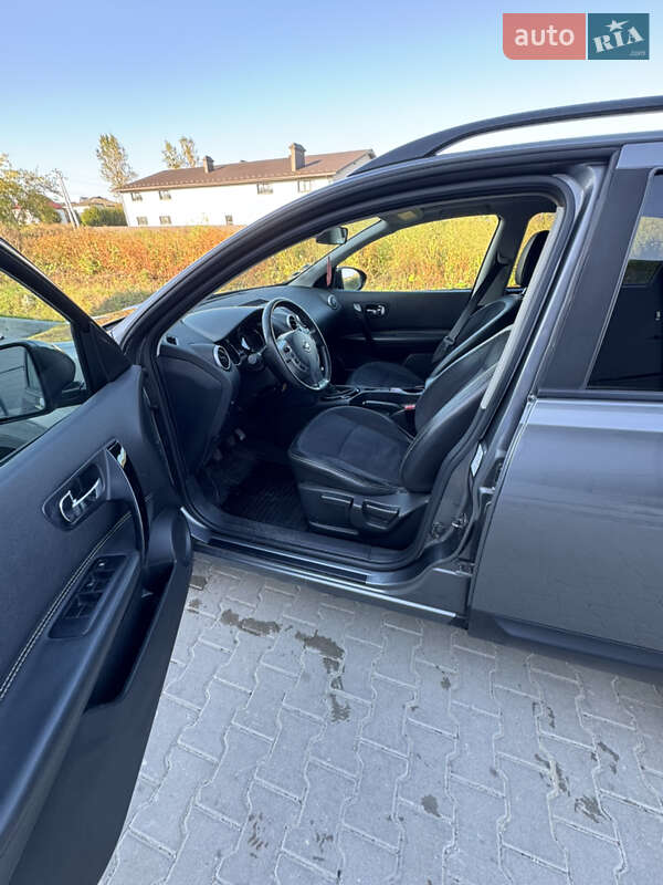 Внедорожник / Кроссовер Nissan Qashqai 2013 в Ивано-Франковске