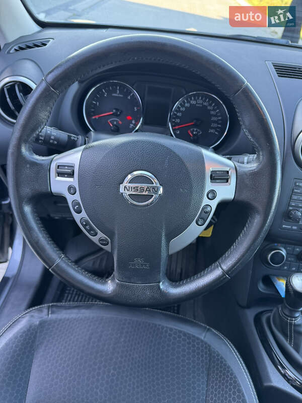 Внедорожник / Кроссовер Nissan Qashqai 2013 в Ивано-Франковске