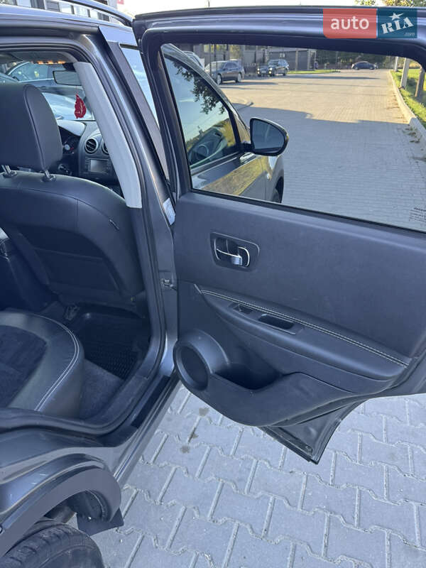 Внедорожник / Кроссовер Nissan Qashqai 2013 в Ивано-Франковске