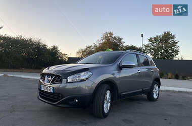 Внедорожник / Кроссовер Nissan Qashqai 2013 в Новоархангельске