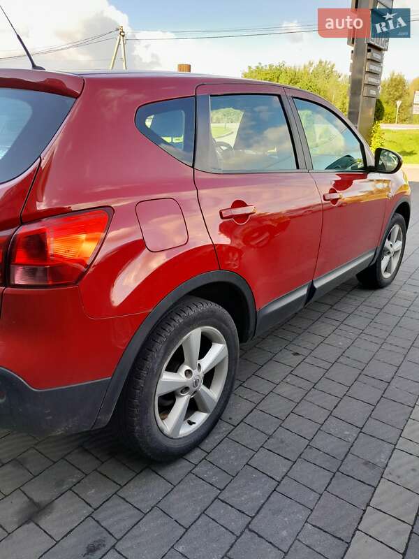 Внедорожник / Кроссовер Nissan Qashqai 2009 в Стрые
