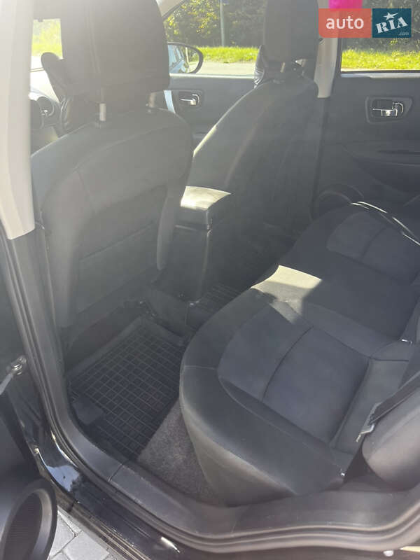 Внедорожник / Кроссовер Nissan Qashqai 2011 в Хмельницком