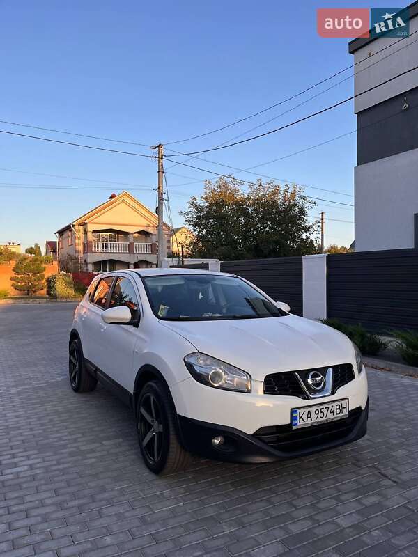 Позашляховик / Кросовер Nissan Qashqai 2012 в Білій Церкві фото 6 Позашляховик / Кросовер Nissan Qashqai 2012 в Білій Церкві
