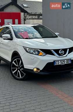 Внедорожник / Кроссовер Nissan Qashqai 2016 в Тернополе
