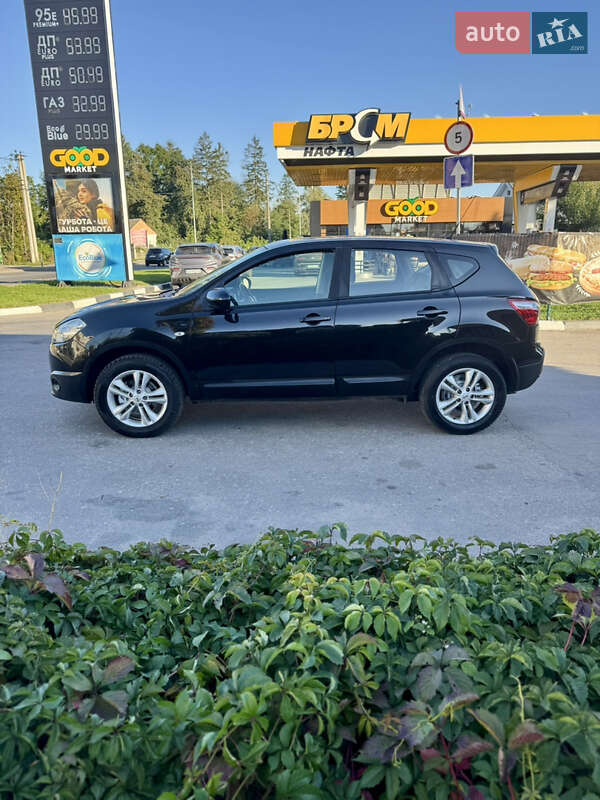 Позашляховик / Кросовер Nissan Qashqai 2012 в Вінниці