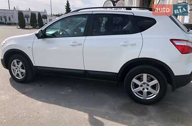 Позашляховик / Кросовер Nissan Qashqai 2013 в Почаєві