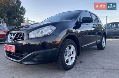 Внедорожник / Кроссовер Nissan Qashqai 2011 в 