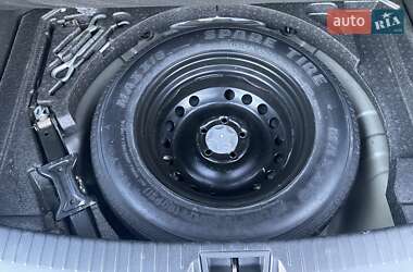 Внедорожник / Кроссовер Nissan Qashqai 2011 в 