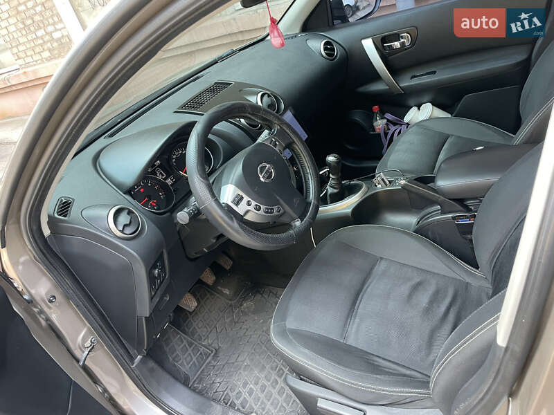 Внедорожник / Кроссовер Nissan Qashqai 2011 в Запорожье