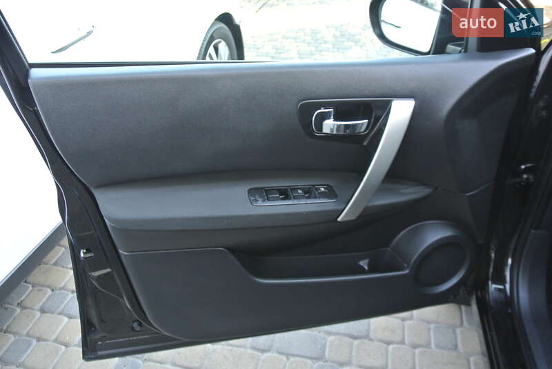 Внедорожник / Кроссовер Nissan Qashqai 2011 в Черновцах фото 12 Внедорожник / Кроссовер Nissan Qashqai 2011 в Черновцах
