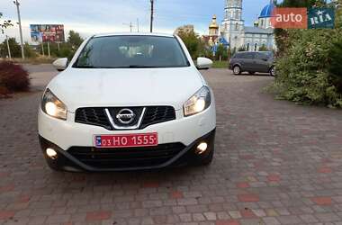Внедорожник / Кроссовер Nissan Qashqai 2012 в Нововолынске