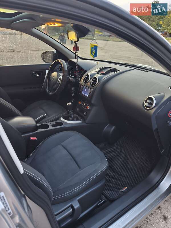 Внедорожник / Кроссовер Nissan Qashqai 2010 в Тернополе фото 23 Внедорожник / Кроссовер Nissan Qashqai 2010 в Тернополе