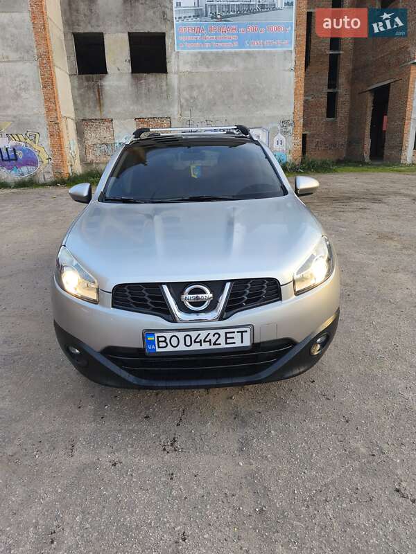 Внедорожник / Кроссовер Nissan Qashqai 2010 в Тернополе фото 12 Внедорожник / Кроссовер Nissan Qashqai 2010 в Тернополе