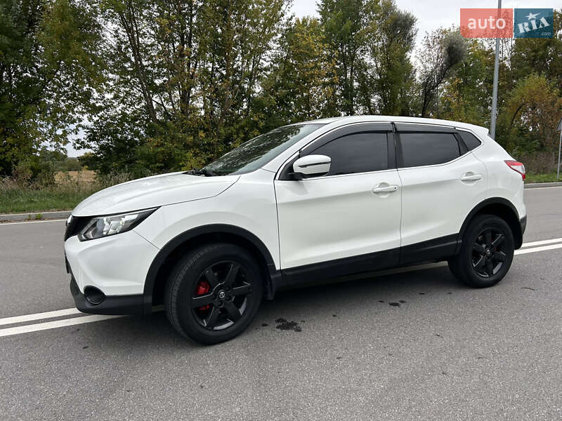 Внедорожник / Кроссовер Nissan Qashqai 2014 в Хмельницком