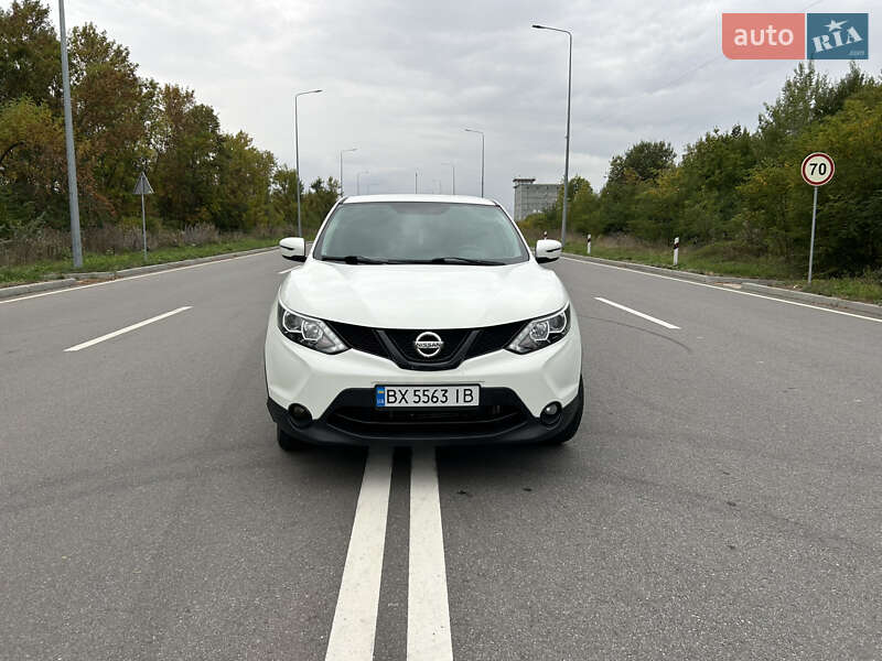 Внедорожник / Кроссовер Nissan Qashqai 2014 в Хмельницком