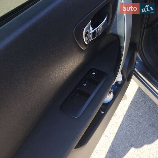 Внедорожник / Кроссовер Nissan Qashqai 2008 в Запорожье