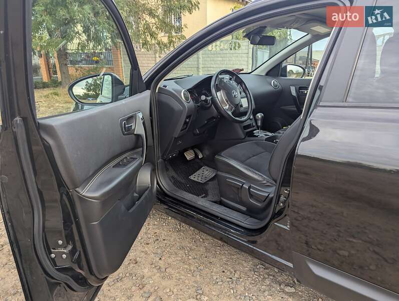 Внедорожник / Кроссовер Nissan Qashqai 2013 в Белгороде-Днестровском