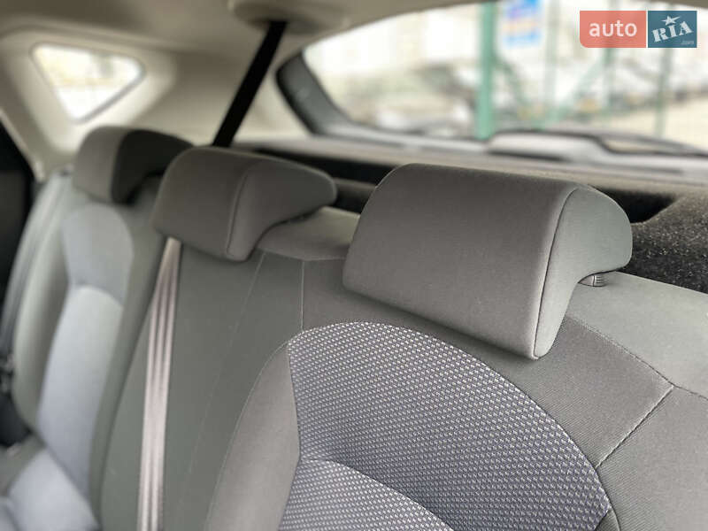 Позашляховик / Кросовер Nissan Qashqai 2011 в Сумах