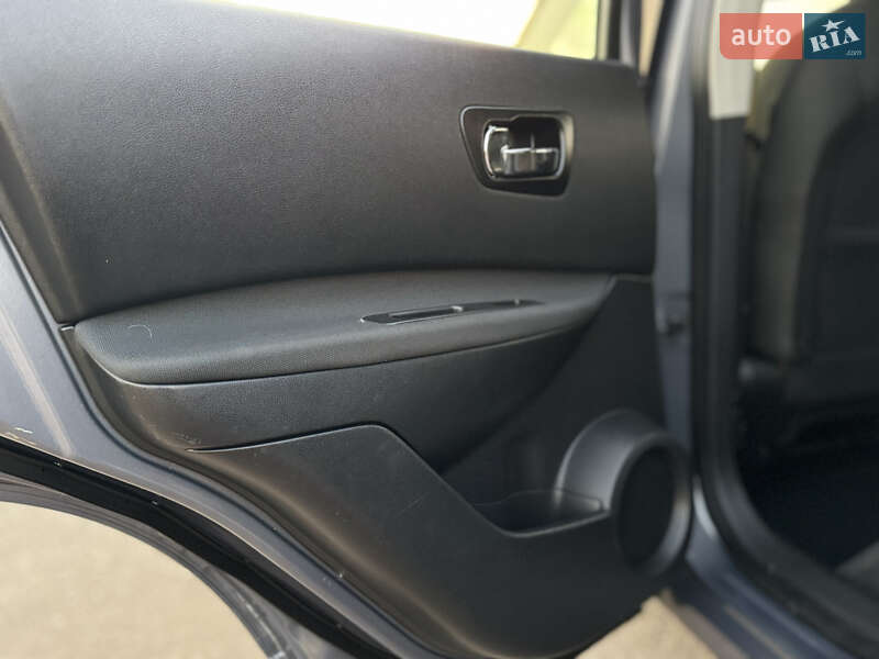 Внедорожник / Кроссовер Nissan Qashqai 2010 в Дрогобыче