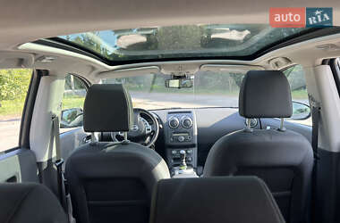 Внедорожник / Кроссовер Nissan Qashqai 2010 в 