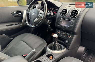 Внедорожник / Кроссовер Nissan Qashqai 2012 в 