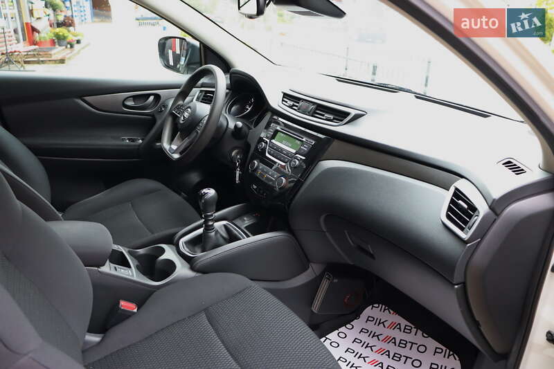 Внедорожник / Кроссовер Nissan Qashqai 2018 в Львове