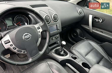 Внедорожник / Кроссовер Nissan Qashqai 2011 в 