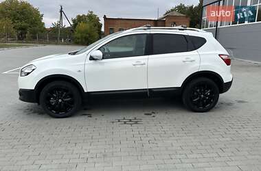 Внедорожник / Кроссовер Nissan Qashqai 2013 в 