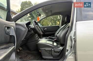 Внедорожник / Кроссовер Nissan Qashqai 2012 в 