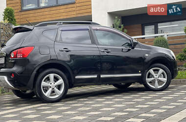 Внедорожник / Кроссовер Nissan Qashqai 2007 в 